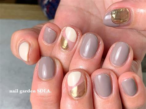 ショートネイルをおしゃれに見せるには？ポイント&ショートネイルカタログ｜ホットペッパービューティーマガジン