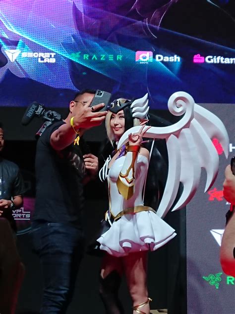 We Ask Alodia Gosiengfiao About Her Favourite Gaming Things Of 2019
