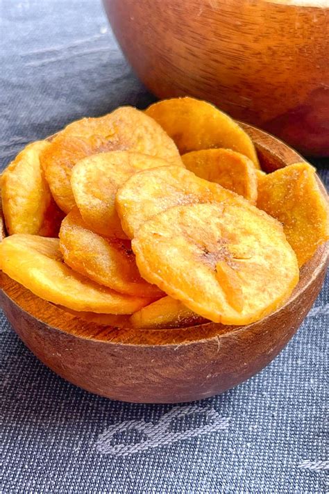 Crunchy Plantain Chips - Ginger & Sea Salt