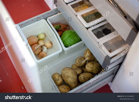 vegetable storage methods   royalty  licensable stock