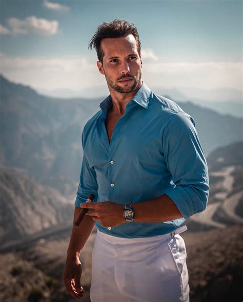 Tristan Tate Style: How to Dress Like Tristan - Suits Expert