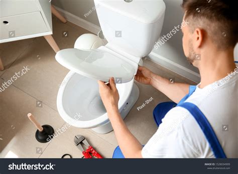 7,849 Toilet Installation Images, Stock Photos & Vectors | Shutterstock