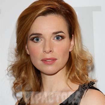 Thekla Reuten Biography, Age, Height, Wiki, Career- Vip Actors