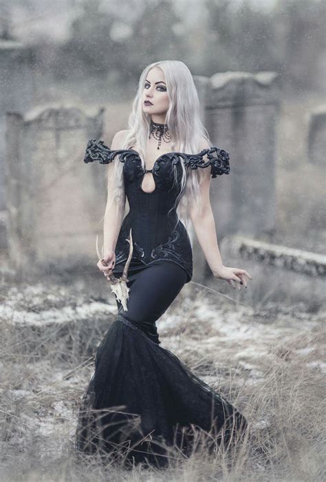 Pin by Pasqualle Stip on blonde goth | Blonde goth, Gothic fashion