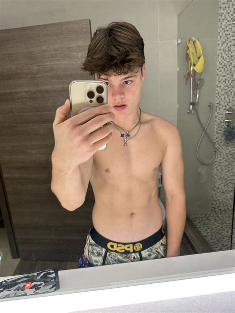 Jack Doherty | Free 0F🤫😈 on Twitter: U like what u see?😌😘