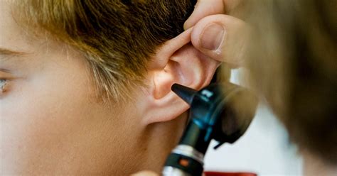 Retracted Eardrum: Symptoms, Causes, Diagnosis, and Treatment