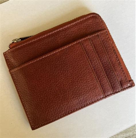 Male Men Leather Zipper Wallet, Card Slots: 3 at Rs 220 in Kolkata | ID ...