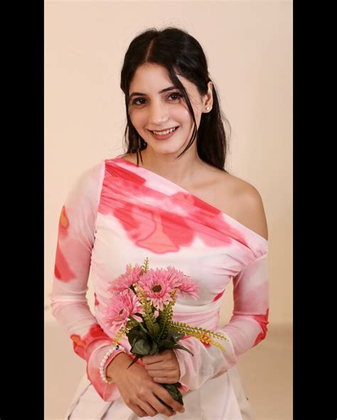 Khyati | 🎀💕🌸🌺💝 . . Top from @therialofficial ♥️ You can use my code