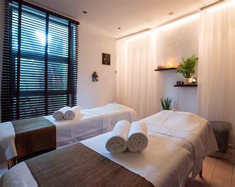 Nuru Massage Near Me: The Risks You Need To Know Before You Go Image 5
