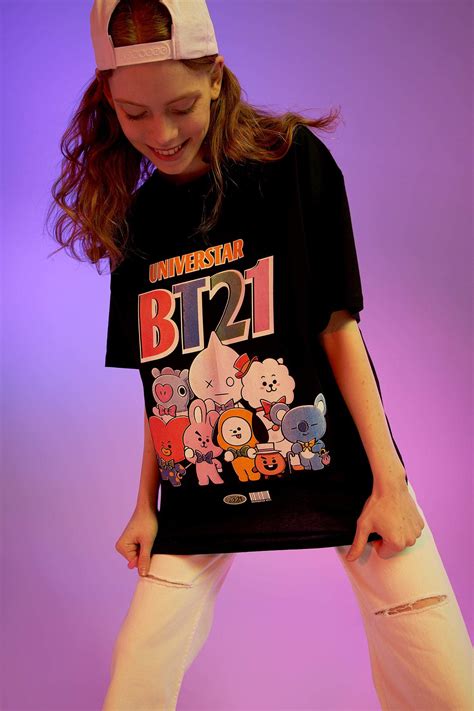 Черный Женщины Футболка оверсайз BT21 из 100% хлопка, Coool 2453201 ...