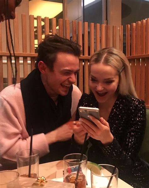 dove cameron | Fotos de novios tumblr, Imagenes de novios tumblr, Fotos