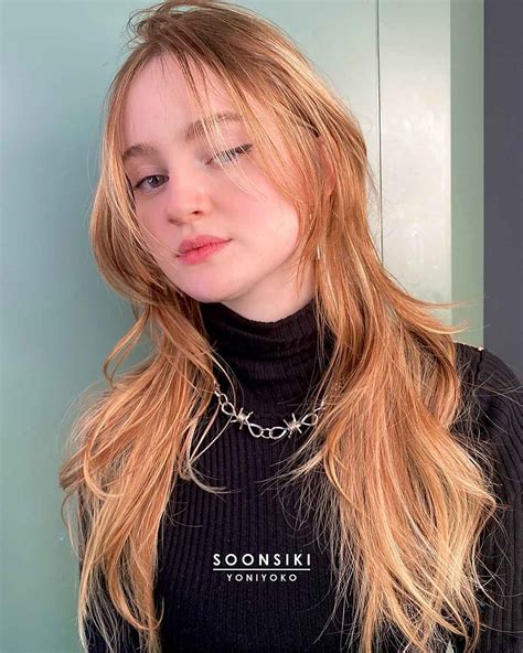 28 Best Face-Framing Haircuts for Every Hair Type and Face Shape