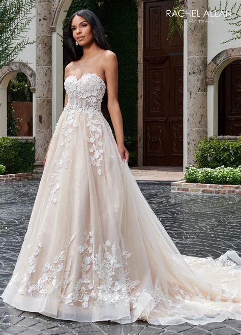 Novias Bridal | Heart A-line Florencia In Ivory Nude Color Wedding Dress