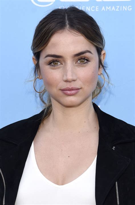 Ana de Armas Latest Photos - Page 2 of 6 - CelebMafia