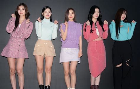 itzy announce lias return tease  album