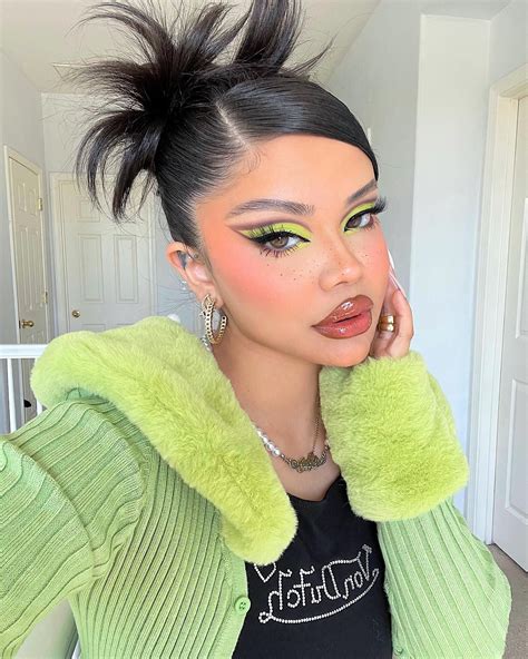 10 ideas de baddie latina makeup que te inspirarán a sacar tu lado más