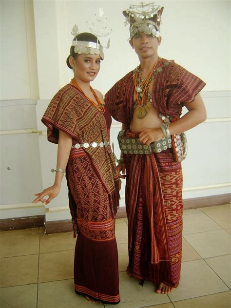 baju adat maumere dalchaebi
