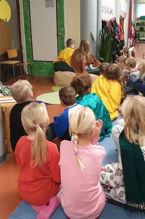 Molli ja Kumma -draamaprojekti - Mollin Maailma