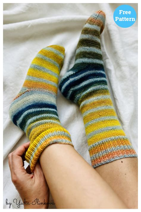 10+ Basic Socks Free Knitting Patterns