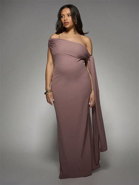 formal dress for wedding guest plus size 1