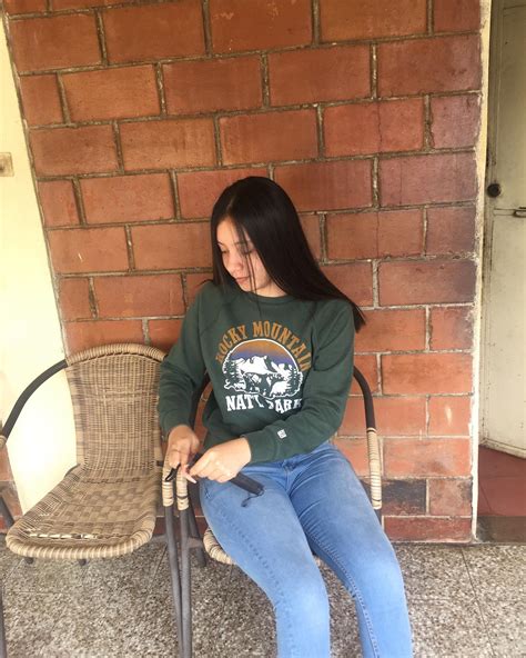 Carolina Pineda Carrera (@_angelescaro.x) • Instagram photos and videos