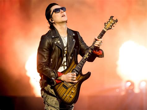 avenged sevenfold lead guitarist