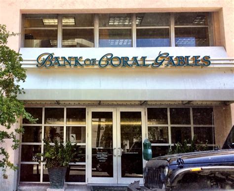 bank  coral gables banks credit unions  galiano st coral