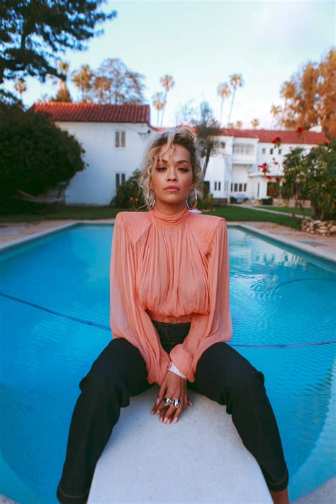 Rita Ora Braless Big Boobs - Hot Celebs Home