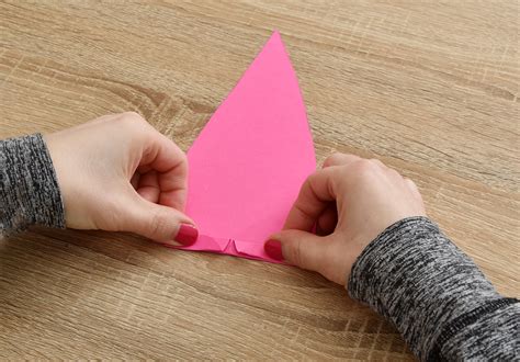 DIY Folded Paper Hearts For Valentine's Day | Design Fixation