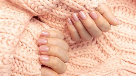 Manicure różowy. TOP 15 inspiracji na modne różowe paznokcie z Instagrama