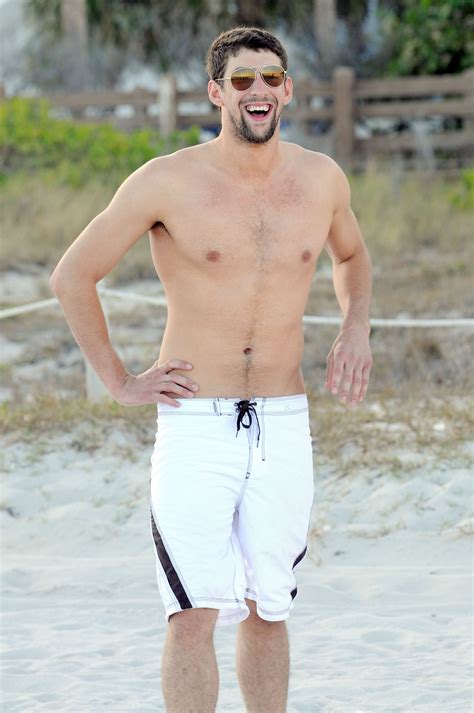Shirtless Photos of Michael Phelps on the Beach | POPSUGAR Celebrity
