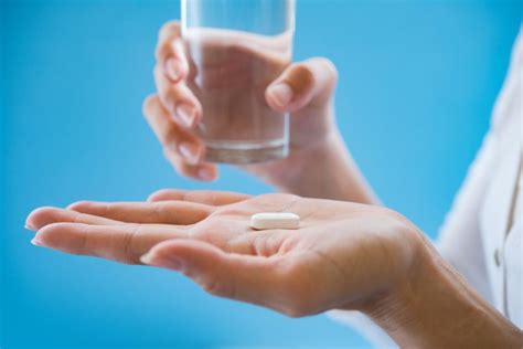 Cetirizine Obat Gatal untuk Redakan Biduran - Hello Sehat