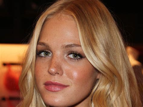 Pin Erin Heatherton Wallpaper