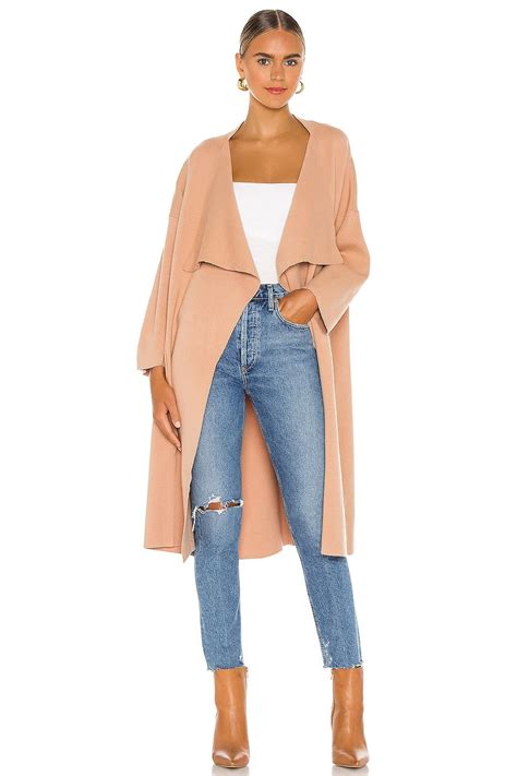 15 Trendy Dusters for Women, Including Lightweight and Kimonos