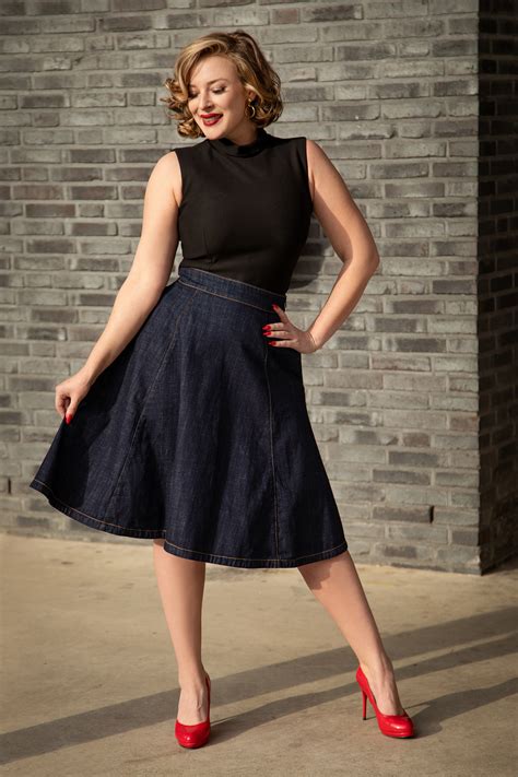 Rock-a-Booty Mona Lee Swing Skirt in Dark Denim | Shop at Topvintage