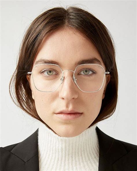 glasses  square faces  banton frameworks