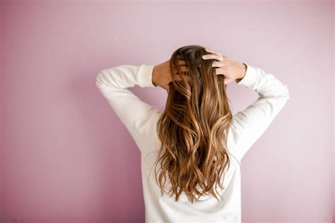 Il prurito al cuoio capelluto è legato alla caduta dei capelli? | Myskin