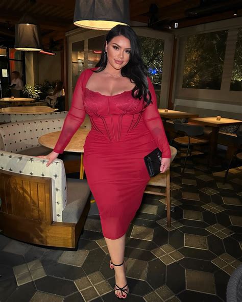 The Curv (@the.curv) • Instagram photos and videos