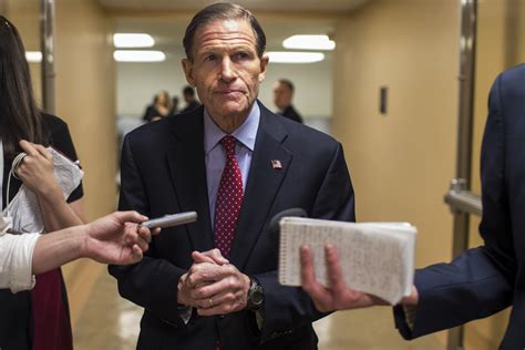 Richard Blumenthal, Who Embellished Military Record, Wants Trump ...