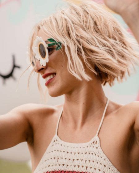 Does Sea Salt Spray Damage Hair? Here’s Everything You Need To Know