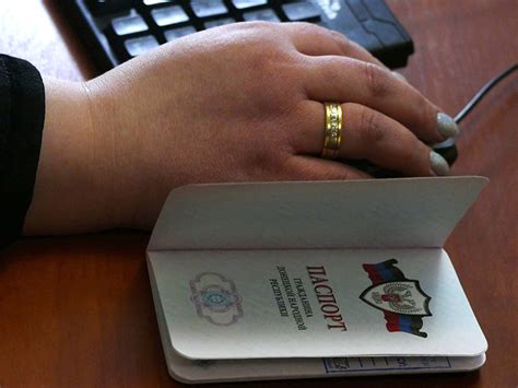 NEWSru.com :: Российские власти приравняли паспорта ДНР и ЛНР к украинским