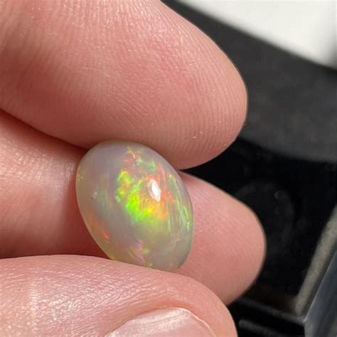 Натуральный опал 5,96 карат купить в Москве — Opal24