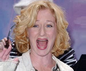 vicki lewis biography birthday awards facts  vicki lewis