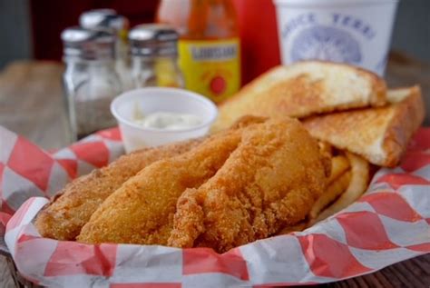 BRUCE TERRI CATERING - 25 Photos & 14 Reviews - 1102 Fort St, Barling ...