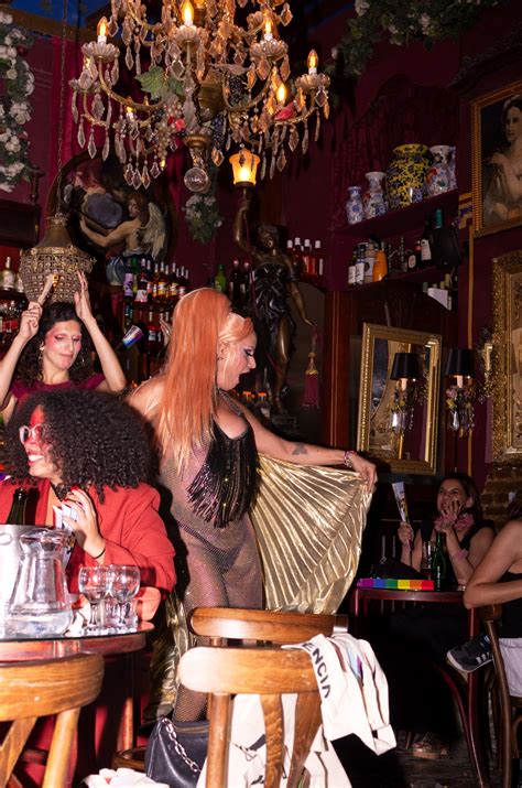 Kiara D Loren -Show" added a new... - Kiara D Loren -Show"