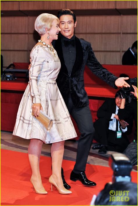 Helen Mirren: 'Red 2' Tokyo Premiere: Photo 2998968 | Byung-hun Lee, Helen Mirren Pictures ...