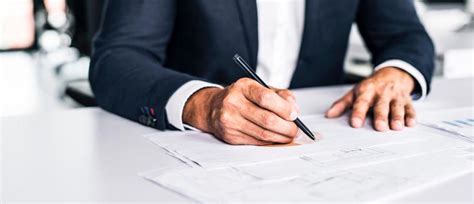 financial officer salary qualifications skills