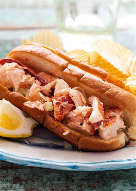 Classic Lobster Rolls Recipe