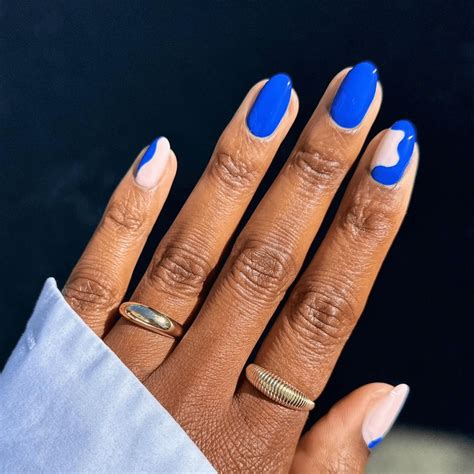 17 Royal Blue Nail Ideas That Are Absolutely Electric