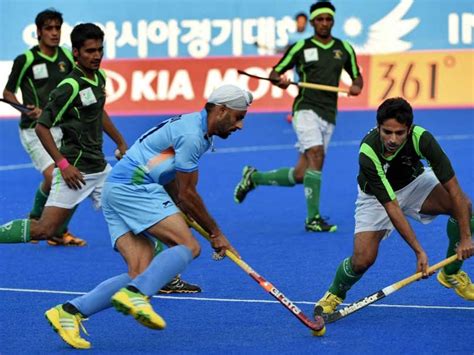 pakistan mulls ban  sports teams participation  india